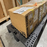 Unused Mettler Toledo XSR1202S Digital Scale image 0